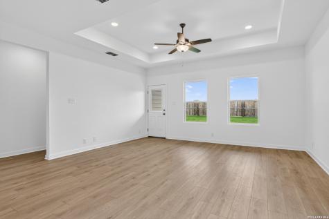 115 Peeps Court Adkins TX 78101