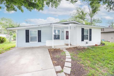 122 Karm Street Castroville TX 78009