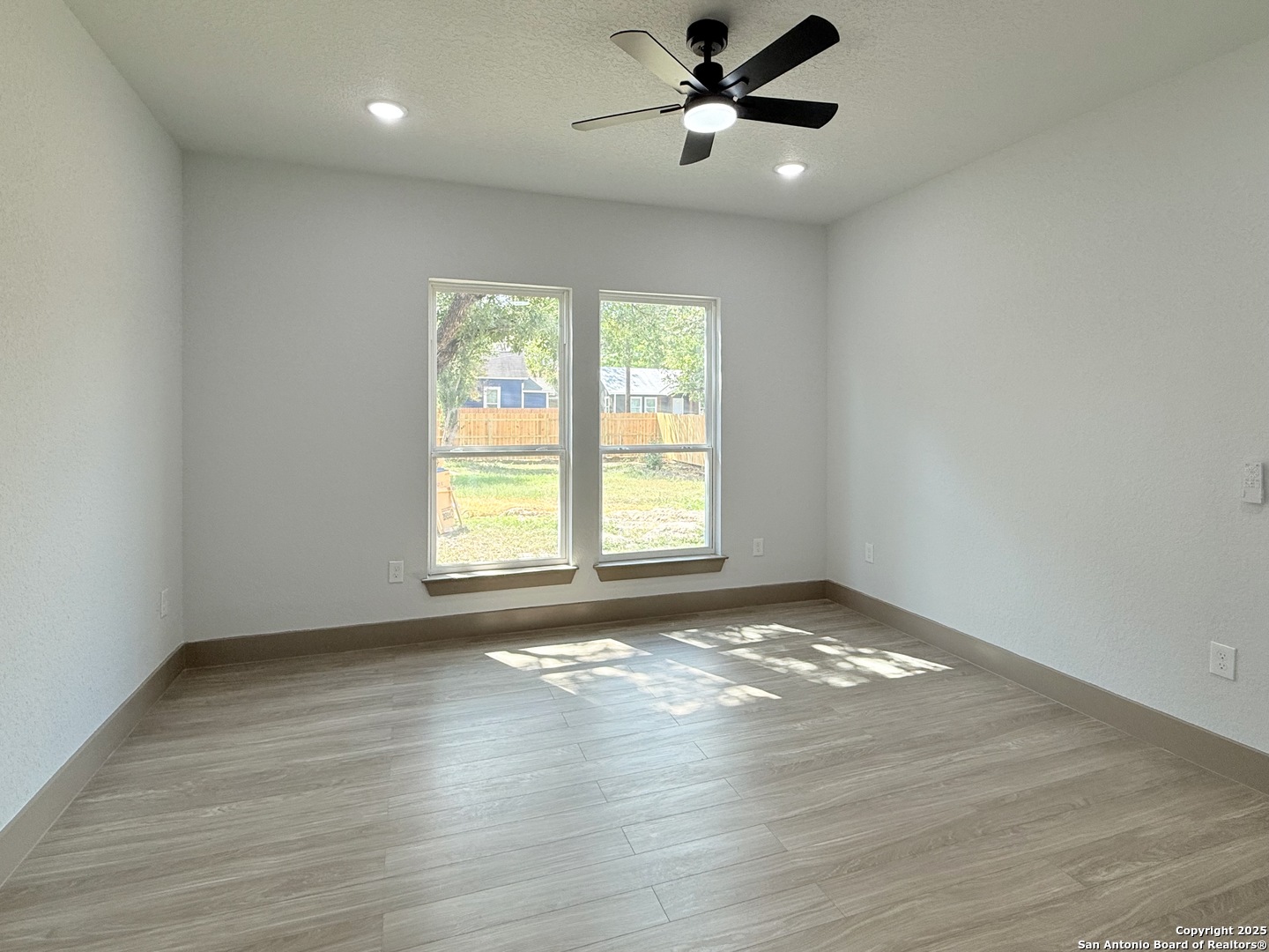 1048 Gibbs San Antonio TX 78202