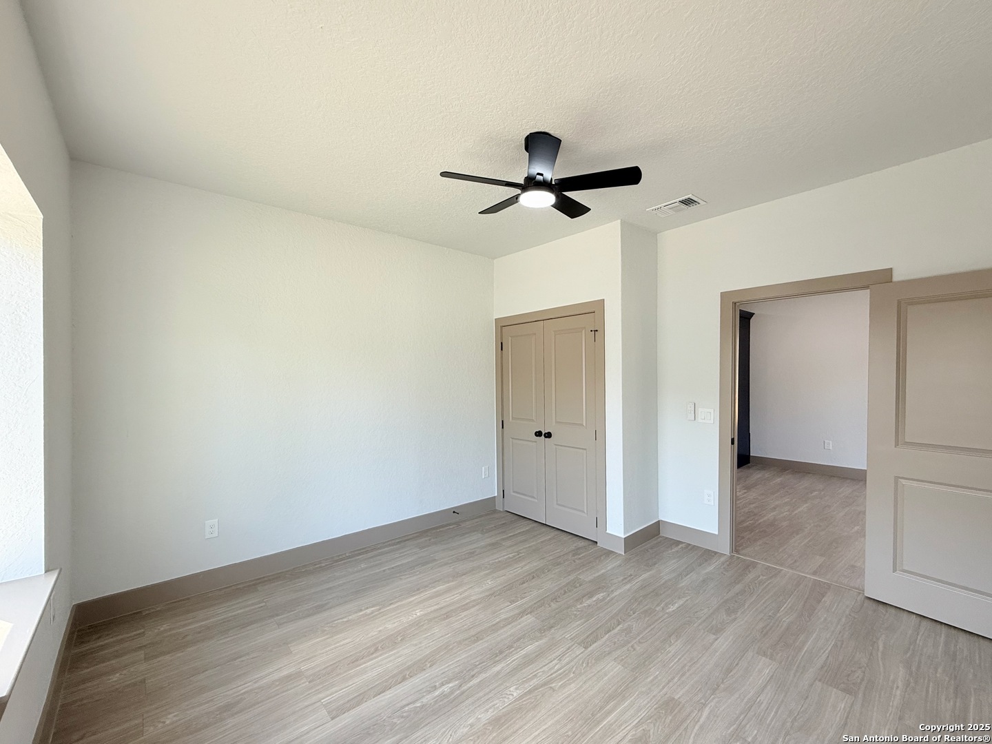 1048 Gibbs San Antonio TX 78202