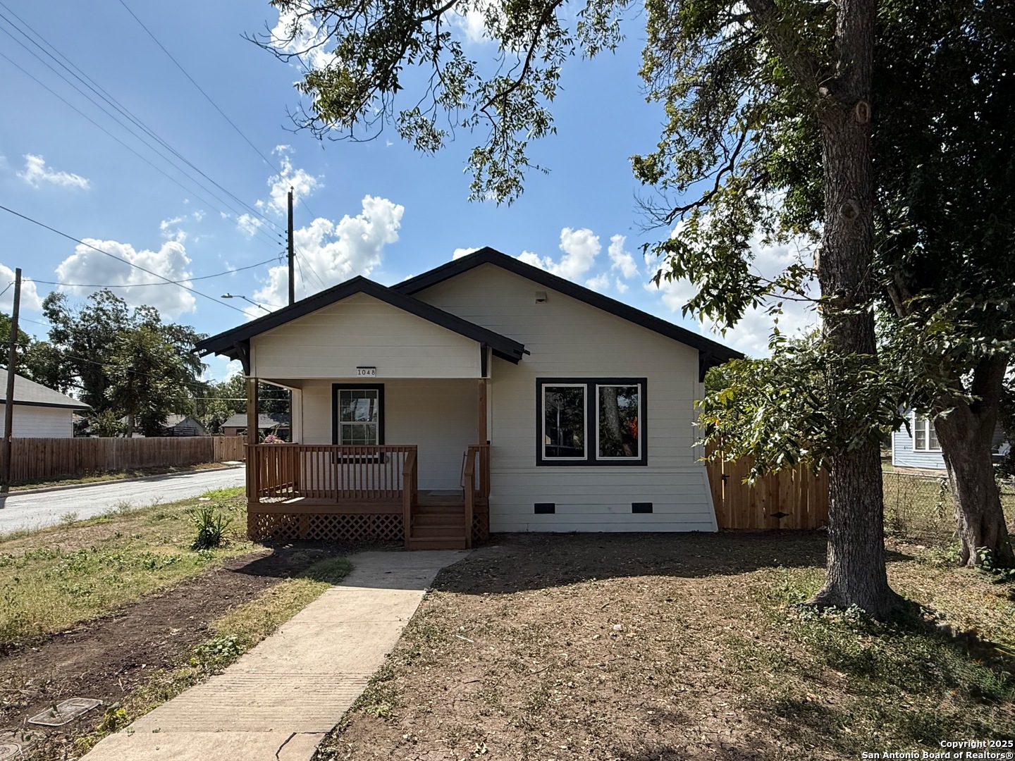 1048 Gibbs San Antonio TX 78202