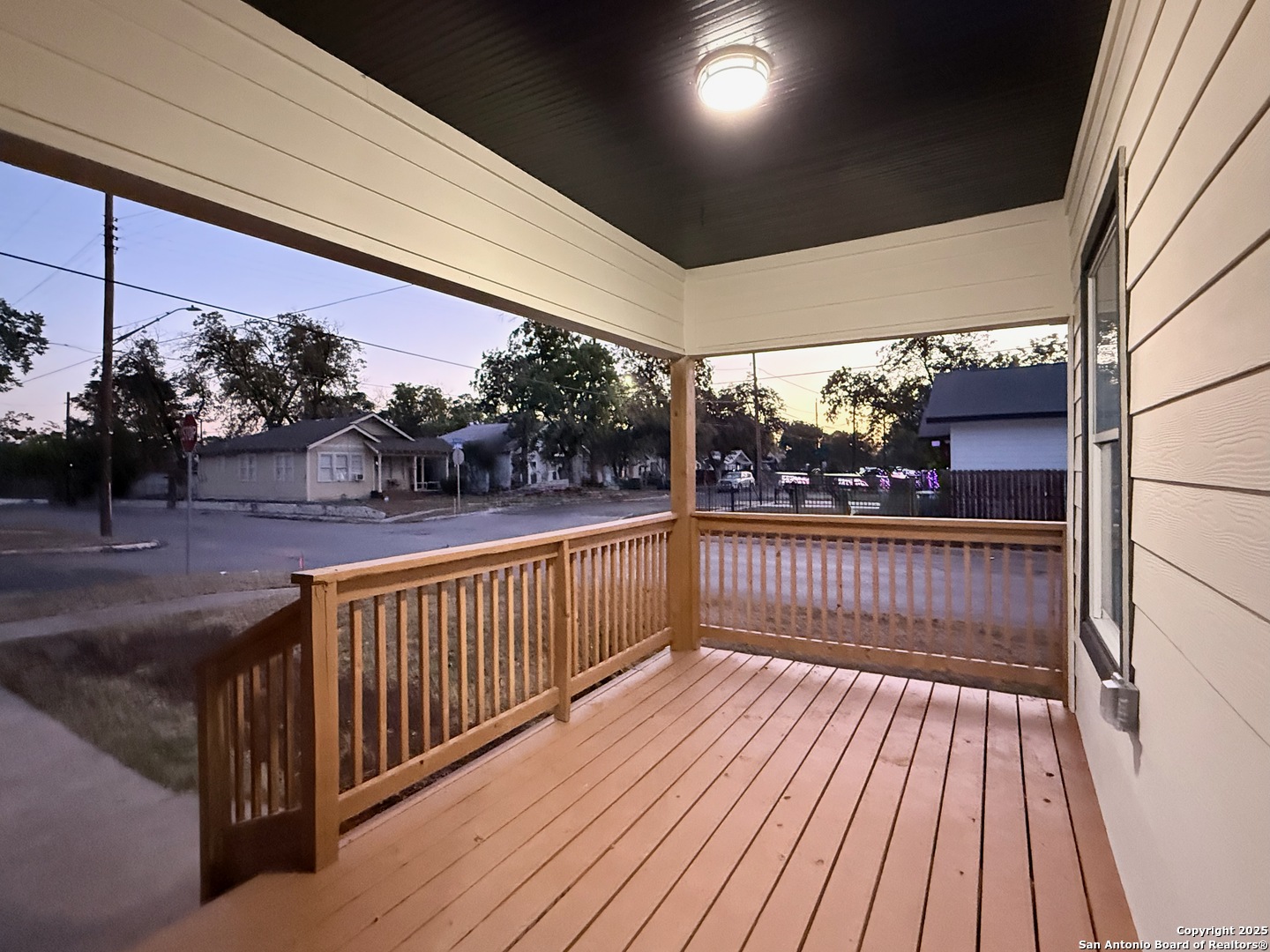 1048 Gibbs San Antonio TX 78202