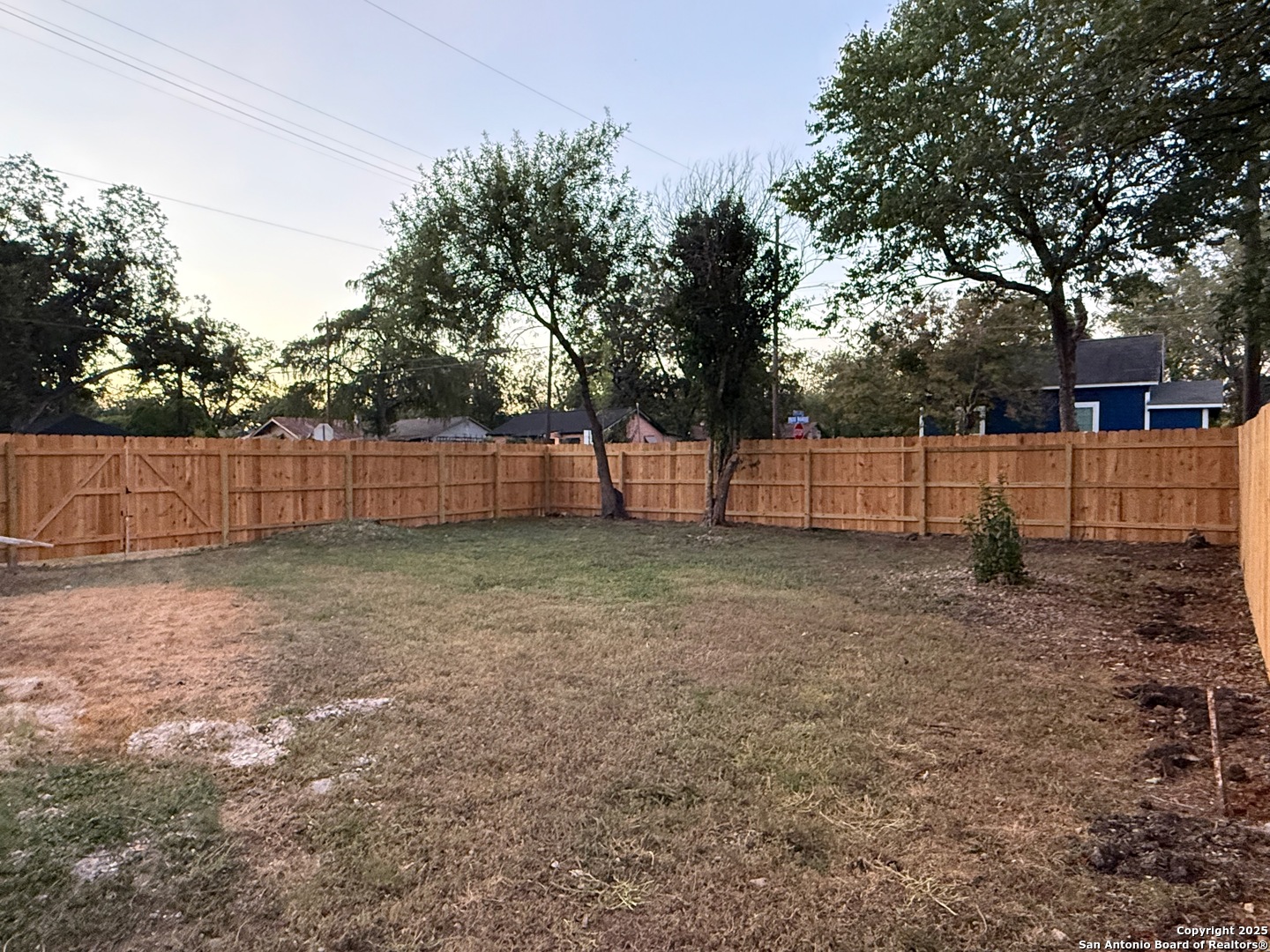 1048 Gibbs San Antonio TX 78202