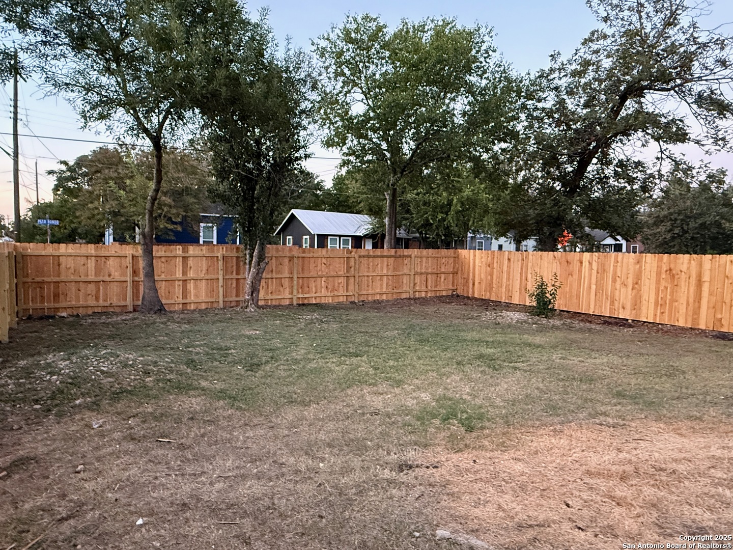 1048 Gibbs San Antonio TX 78202