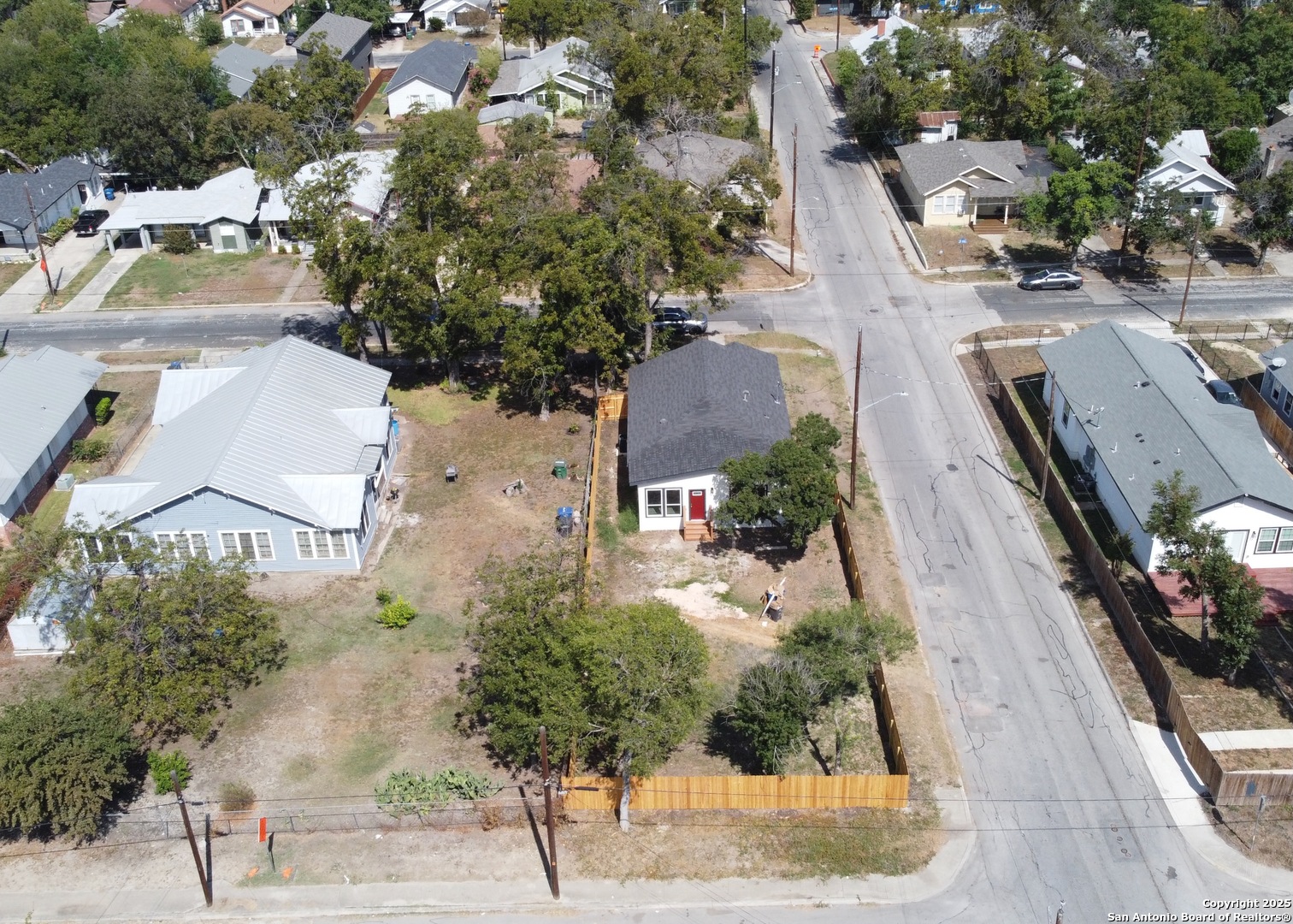 1048 Gibbs San Antonio TX 78202