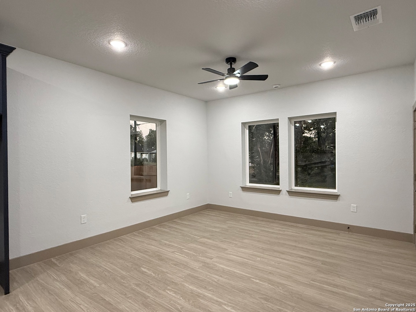 1048 Gibbs San Antonio TX 78202