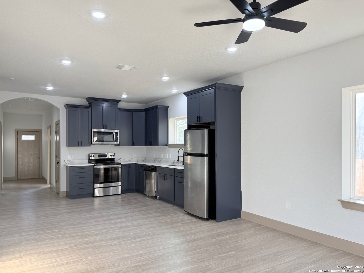 1048 Gibbs San Antonio TX 78202
