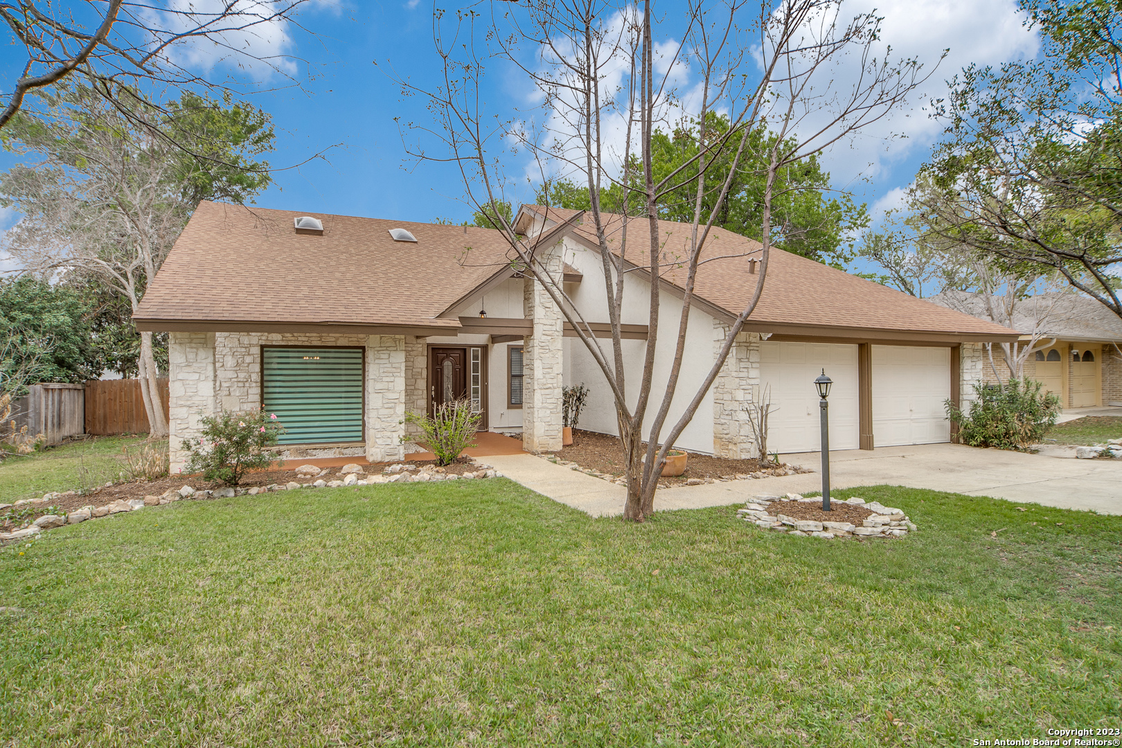 619 Many Oaks Street San Antonio TX 78232