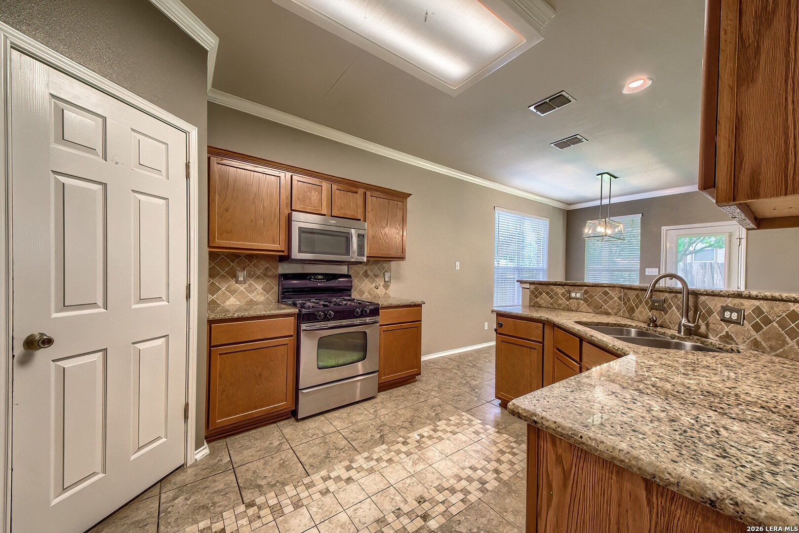 6307 Big Bend Cove San Antonio TX 78253