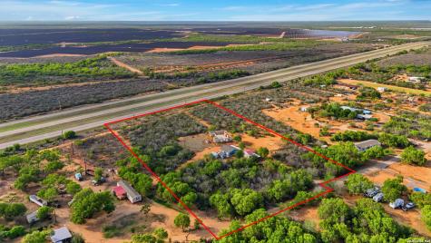 396 County Road 1100 Pearsall TX 78061
