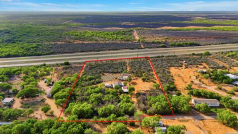 396 County Road 1100 Pearsall TX 78061