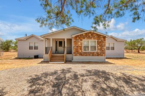 16445 Old Corpus Christi Highway Elmendorf TX 78112