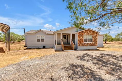 16445 Old Corpus Christi Highway Elmendorf TX 78112