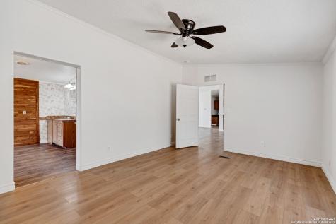16445 Old Corpus Christi Highway Elmendorf TX 78112