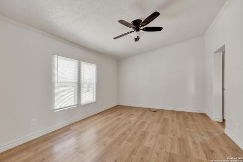 16445 Old Corpus Christi Highway Elmendorf TX 78112