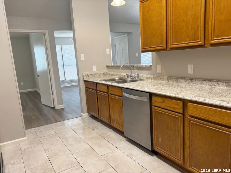 4903 Wren Lake San Antonio TX 78244
