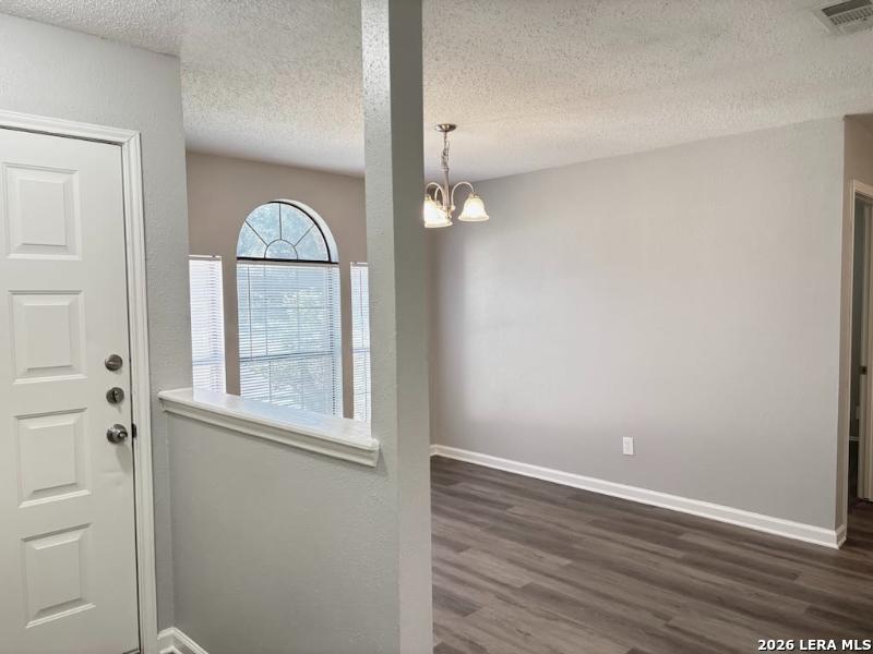 4903 Wren Lake San Antonio TX 78244