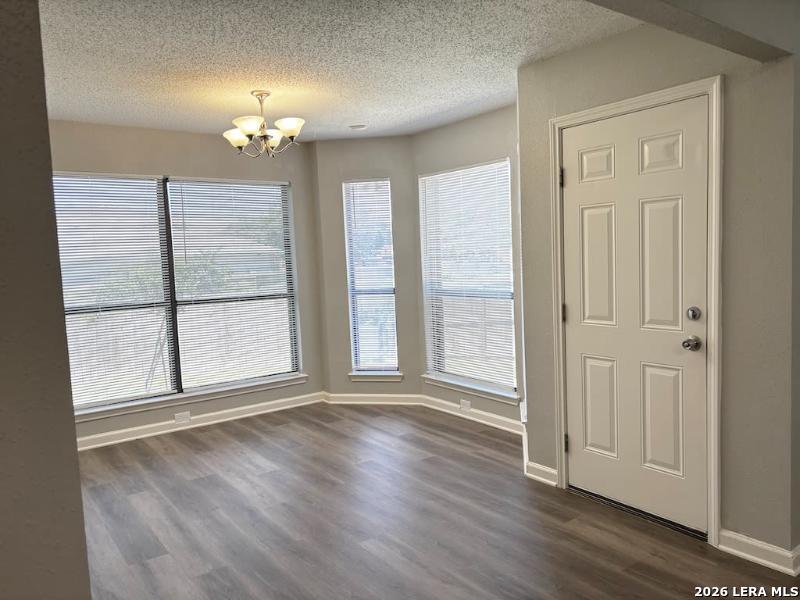 4903 Wren Lake San Antonio TX 78244