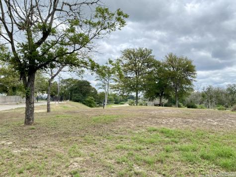 585 & 591 Vista Del Rio New Braunfels TX 78130