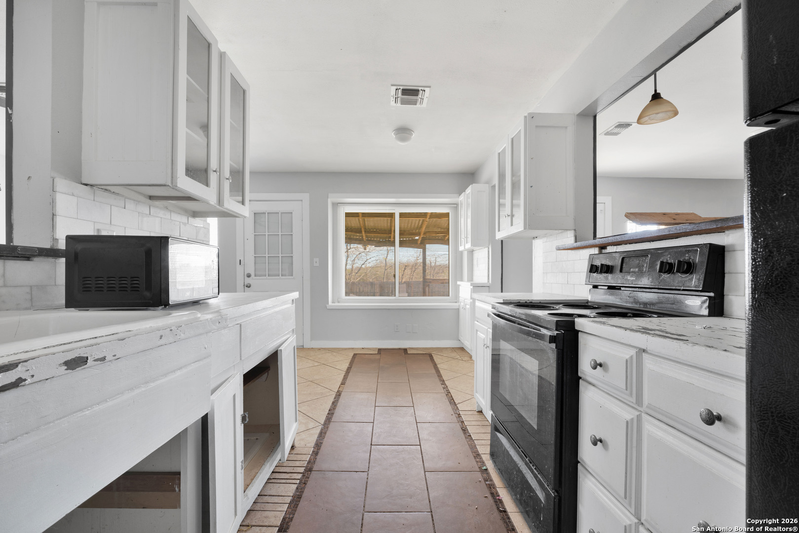 8118 Whistler San Antonio TX 78239