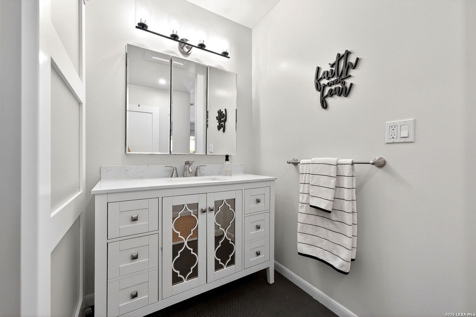6522 Waterfall San Antonio TX 78239