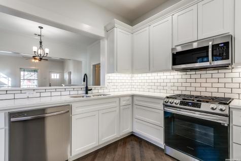 204 Queen Anne San Antonio TX 78209
