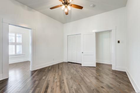 204 Queen Anne San Antonio TX 78209