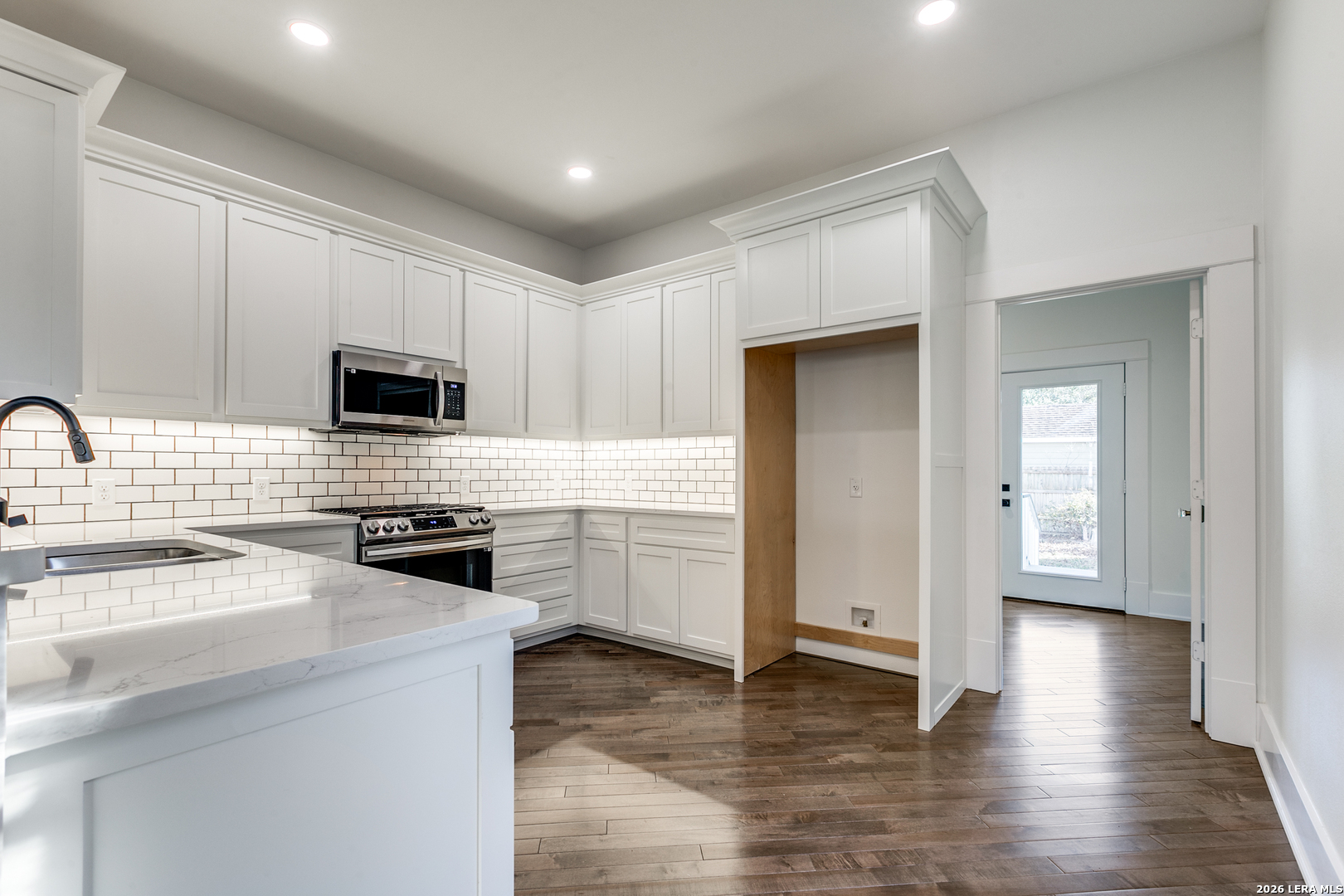 204 Queen Anne San Antonio TX 78209