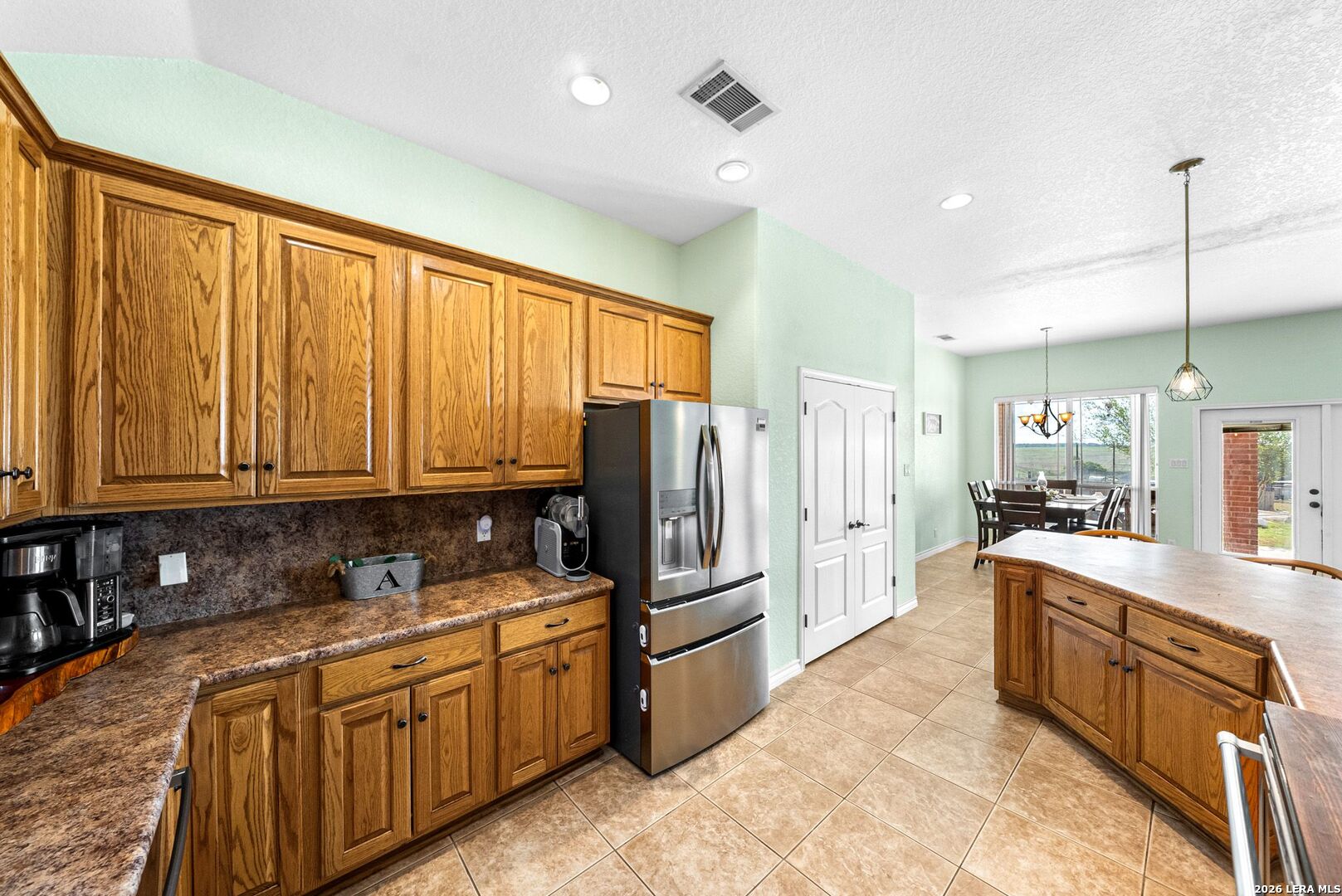 700 Lake Valley Drive La Vernia TX 78121