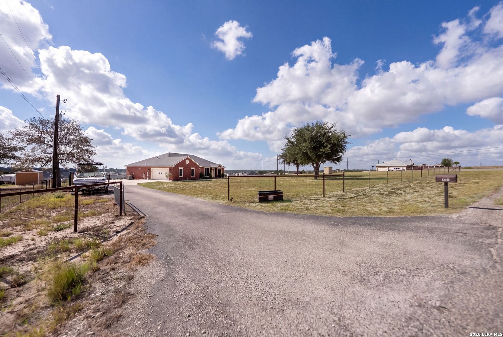 700 Lake Valley Drive La Vernia TX 78121