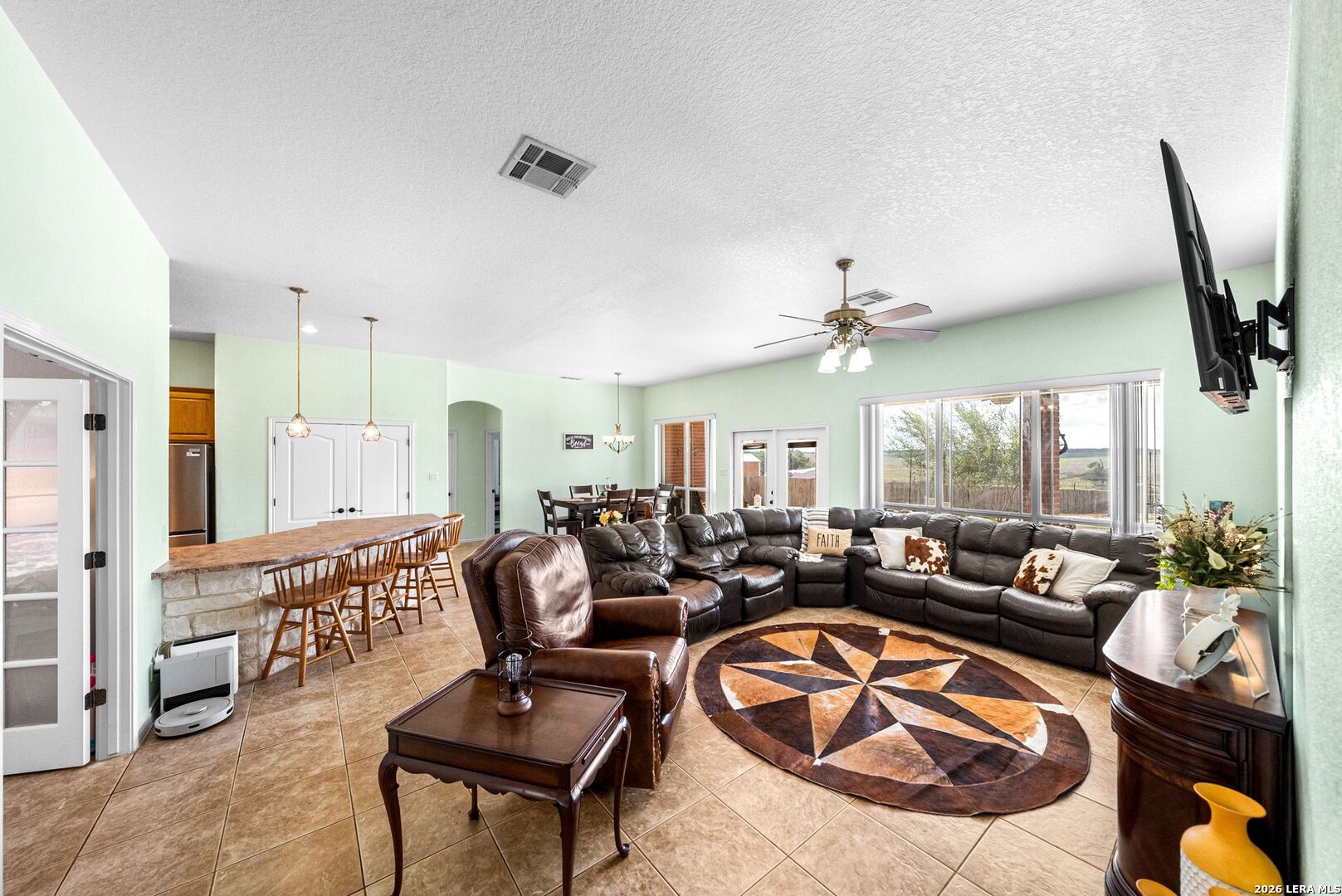 700 Lake Valley Drive La Vernia TX 78121