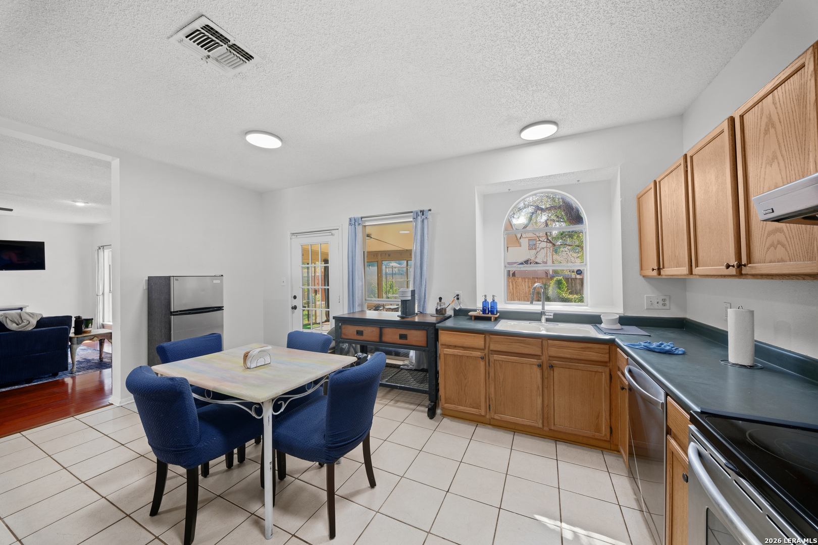 9022 Sarasota Woods San Antonio TX 78250