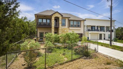 618 Wagon Wheel Canyon Lake TX 78133