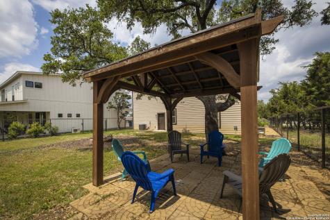 618 Wagon Wheel Canyon Lake TX 78133