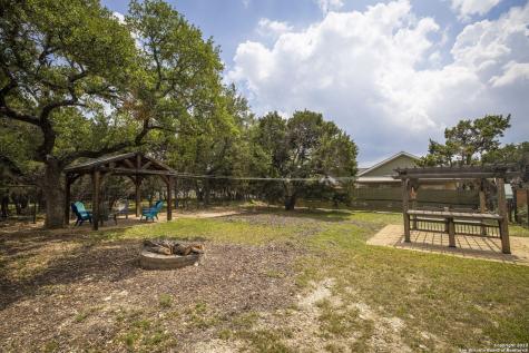618 Wagon Wheel Canyon Lake TX 78133