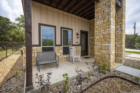 618 Wagon Wheel Canyon Lake TX 78133