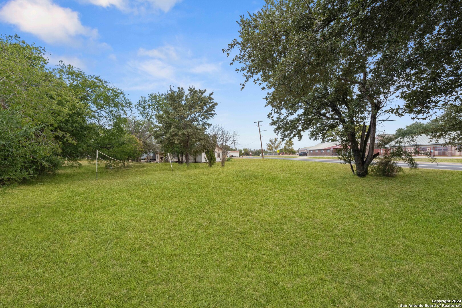 761 School Drive Poteet TX 78065
