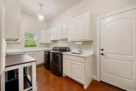 2628 Wild Cat Roost New Braunfels TX 78132
