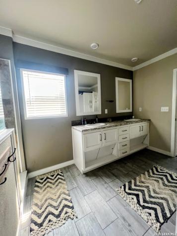 4295 N Highway 16 Tilden TX 78072