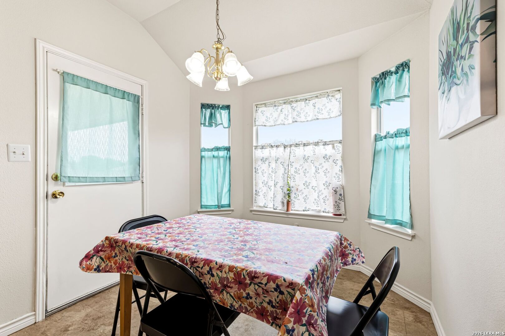 8426 Pigeonberry Drive Converse TX 78109