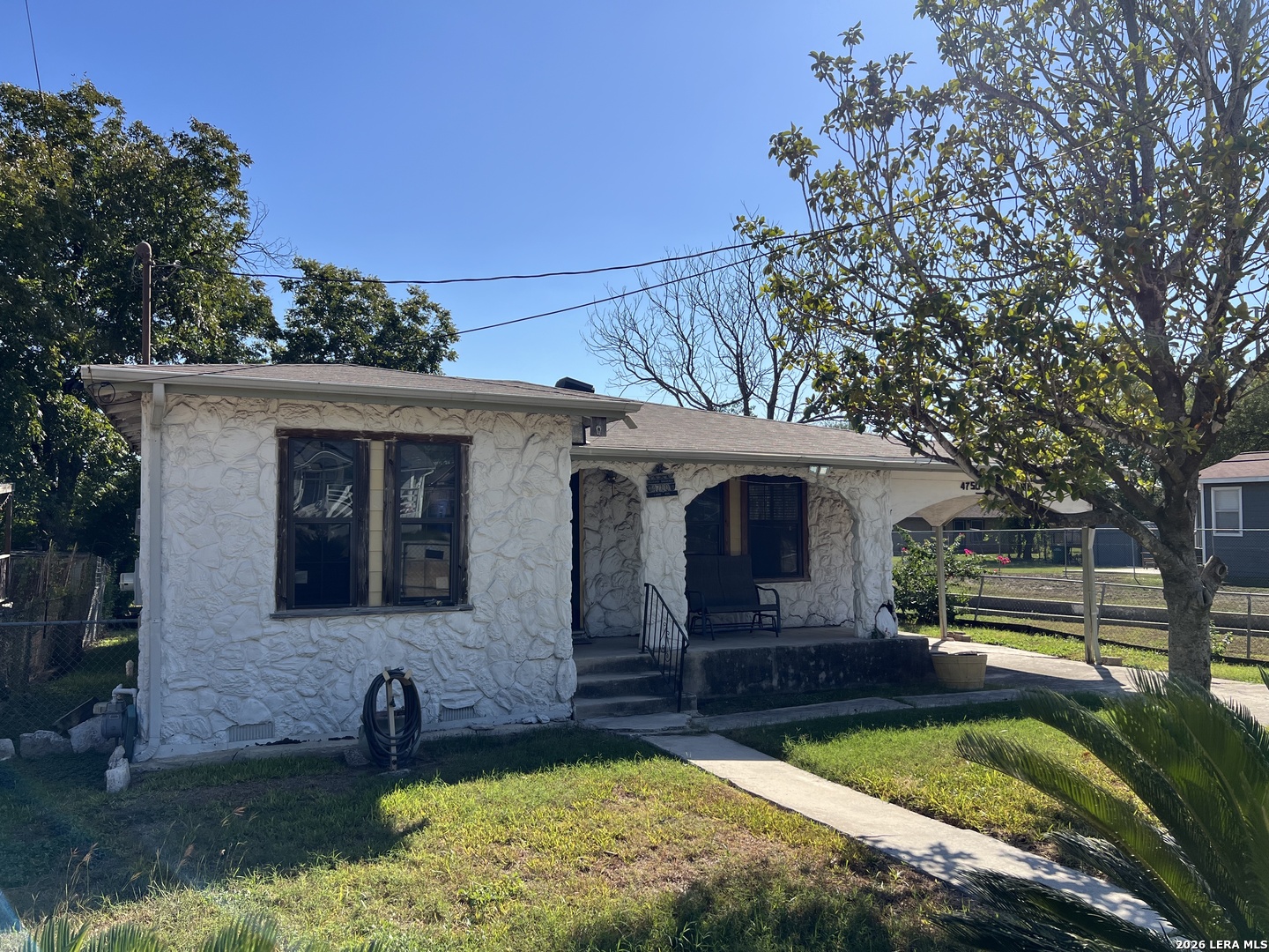 4750 Lark San Antonio TX 78228