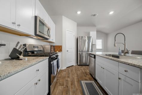 12022 Stoney Blue San Antonio TX 78245