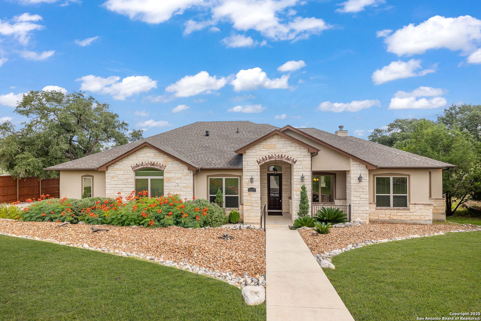 157 Paradise Hills New Braunfels TX 78132