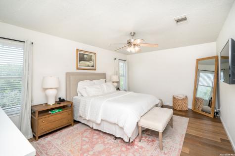 8903 Kenton Briar San Antonio TX 78240