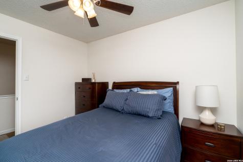 8903 Kenton Briar San Antonio TX 78240