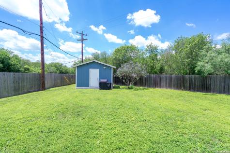 8903 Kenton Briar San Antonio TX 78240