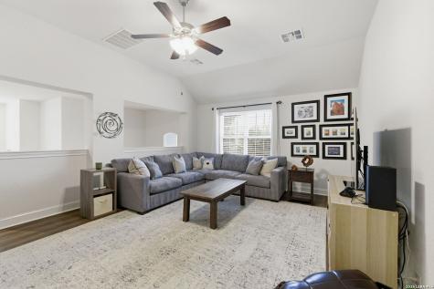 24845 Marcia View San Antonio TX 78261