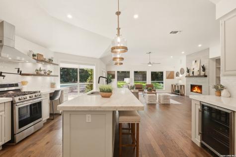 24 Inwood Manor San Antonio TX 78248