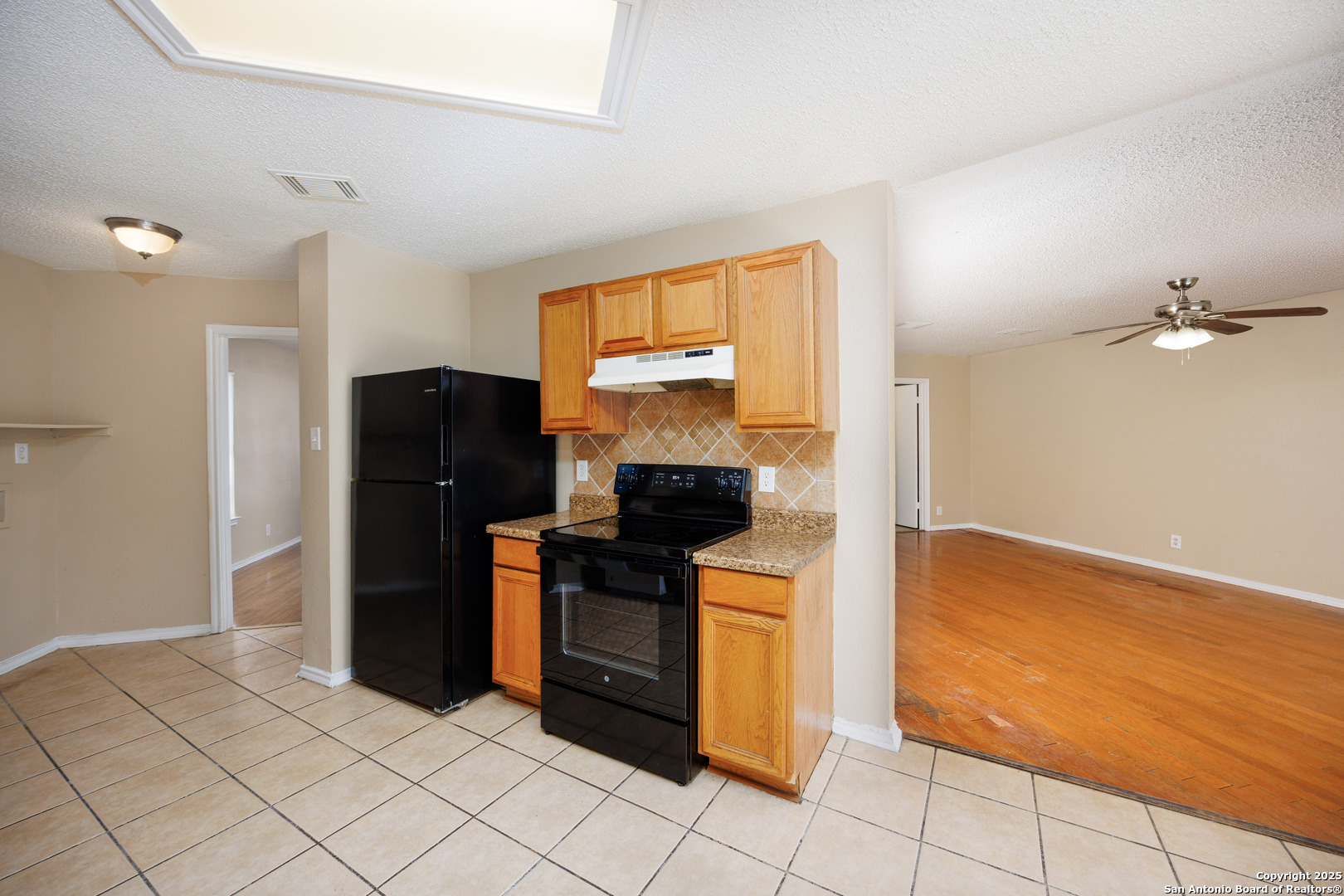 3702 Candlebluff San Antonio TX 78244