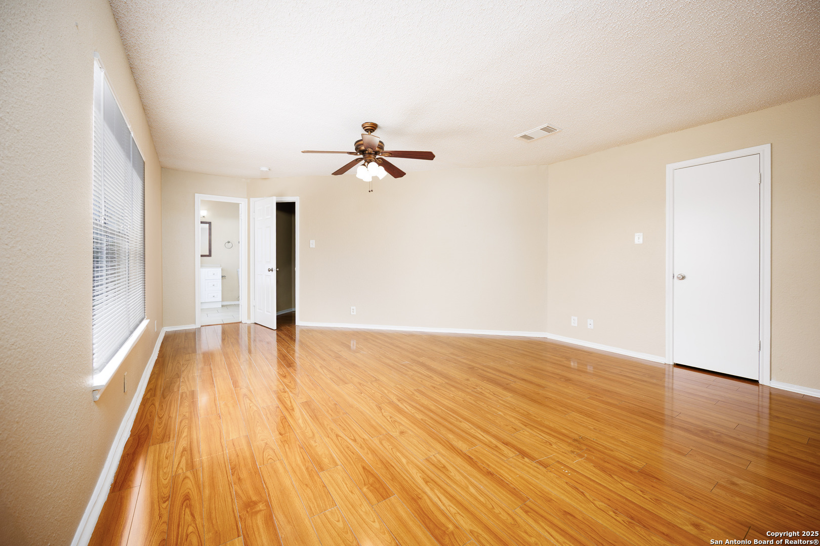3702 Candlebluff San Antonio TX 78244